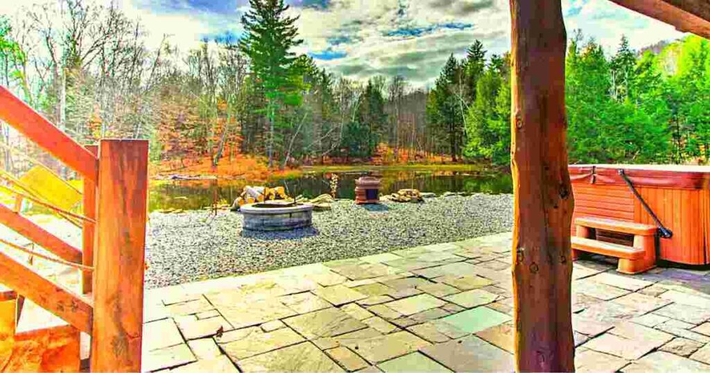 New! Chic Brandon Cabin W Pool, Hot Tub + Sauna! Romantic Cabins in Vermont