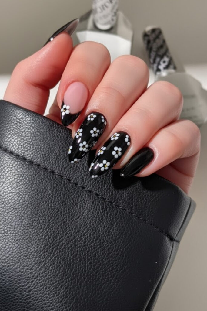 Floral Noir Touch
